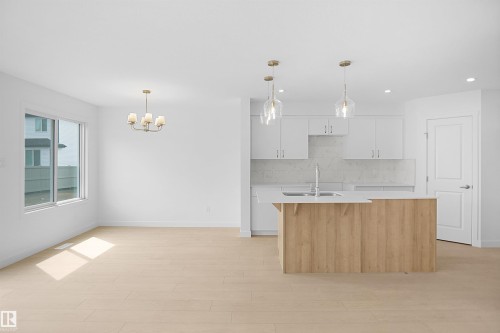 18818 29 Avenue Nw, Edmonton, AB 