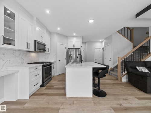 19744 28 Avenue Nw, Edmonton, AB 