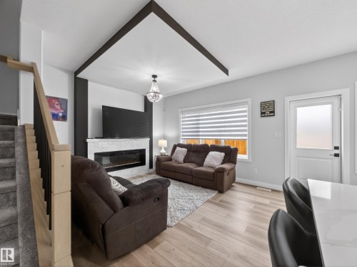19744 28 Avenue Nw, Edmonton, AB 