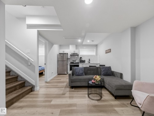 19744 28 Avenue Nw, Edmonton, AB 