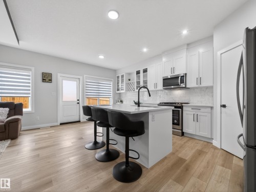 19744 28 Avenue Nw, Edmonton, AB 