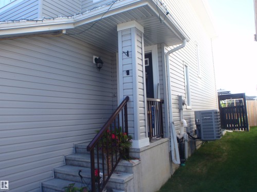 19 Halladay Boulevard, Spruce Grove, AB 