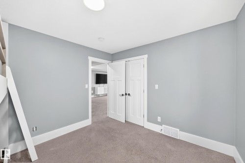 3704 Westcliff Way Sw, Edmonton, AB 