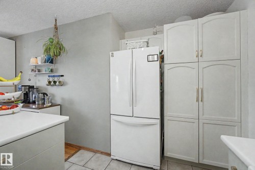 #302 224 Church Rd, Spruce Grove, AB - Indoor