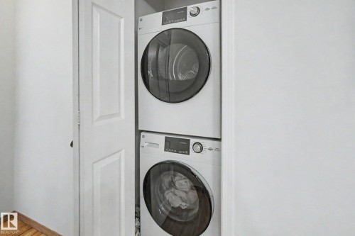 #302 224 Church Rd, Spruce Grove, AB - Indoor Photo Showing Laundry Room