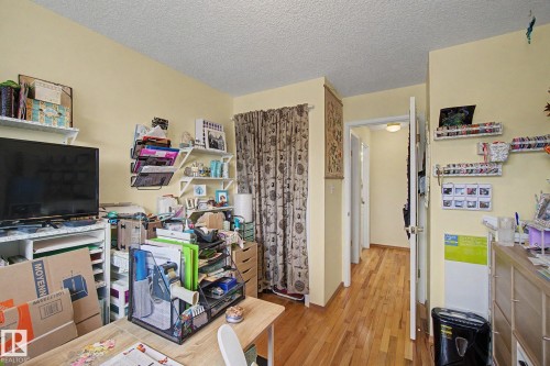 #302 224 Church Rd, Spruce Grove, AB - Indoor