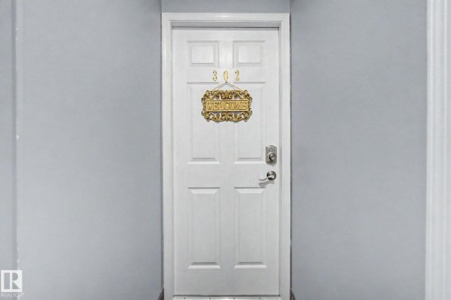 #302 224 Church Rd, Spruce Grove, AB - Indoor Photo Showing Other Room