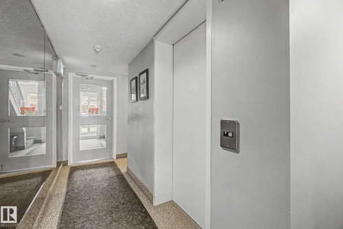 #302 224 Church Rd, Spruce Grove, AB - Indoor Photo Showing Other Room