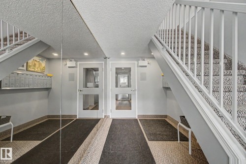 #302 224 Church Rd, Spruce Grove, AB - Indoor Photo Showing Other Room