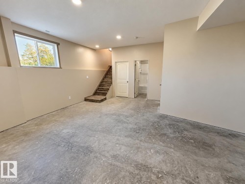 27 Whitetail Cove, Mundare, AB 