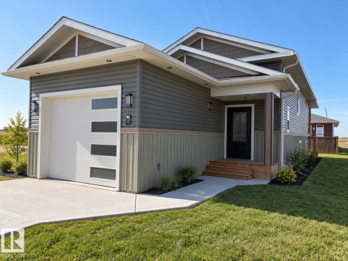 27 Whitetail Cove, Mundare, AB 