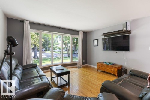 22 Burnham Avenue, St. Albert, AB 