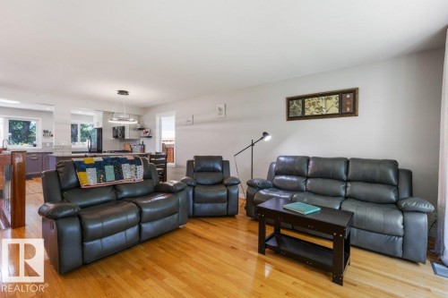 22 Burnham Avenue, St. Albert, AB 