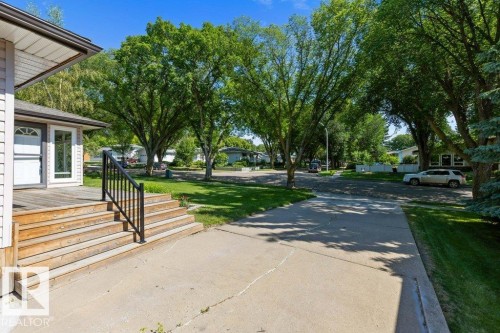 22 Burnham Avenue, St. Albert, AB 