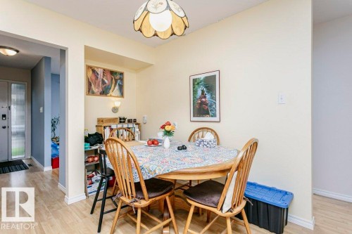 10968 35 Avenue Nw, Edmonton, AB - Indoor Photo Showing Dining Room