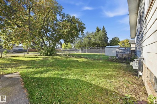 13210 39A Street Nw, Edmonton, AB 