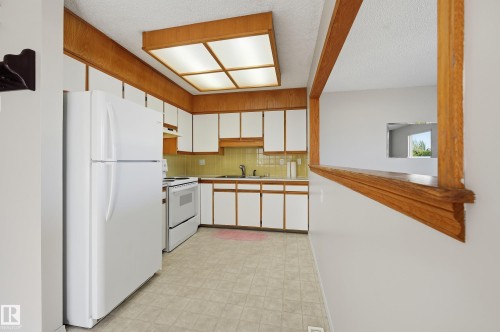 13210 39A Street Nw, Edmonton, AB 