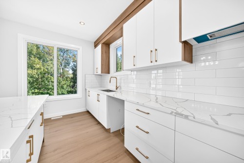 19 Tuplet Bay, Spruce Grove, AB 
