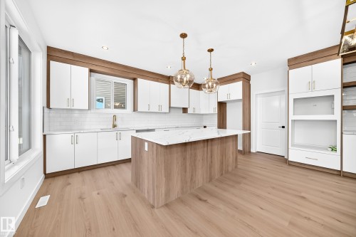 19 Tuplet Bay, Spruce Grove, AB 