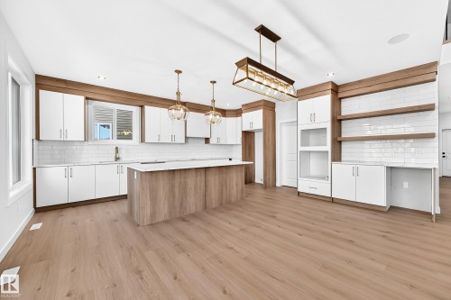 19 Tuplet Bay, Spruce Grove, AB 