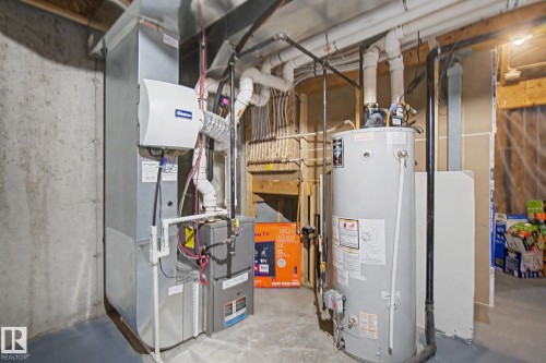 7 Peter Street, Spruce Grove, AB - Indoor Photo Showing Basement