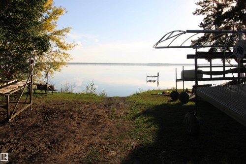 952 9 Street, Rural Lac Ste. Anne County, AB 