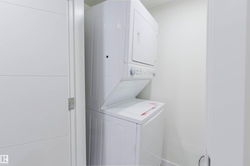 Stackable washer and dryer unit - 6047 180 Avenue Nw, Edmonton, AB 