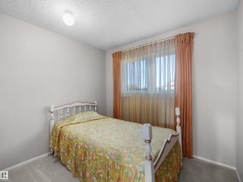 20 St. Andrews Avenue, Stony Plain, AB 
