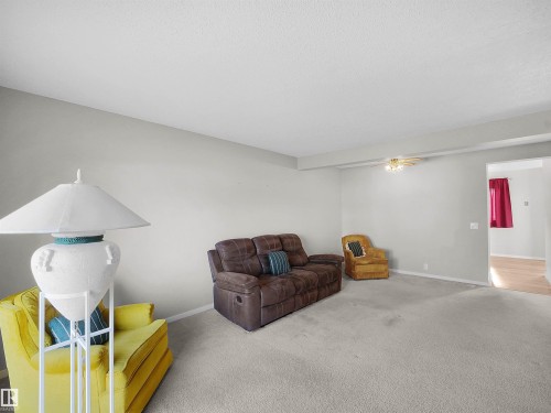 20 St. Andrews Avenue, Stony Plain, AB 
