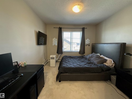 #209 1004 Rosenthal Bv Nw, Edmonton, AB - Indoor Photo Showing Bedroom