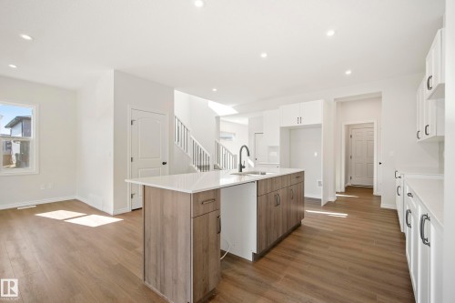 2411 206 Street Nw, Edmonton, AB 
