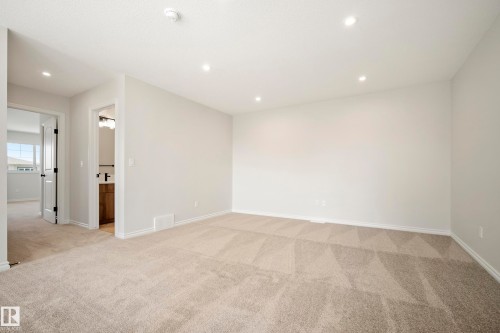 2411 206 Street Nw, Edmonton, AB 