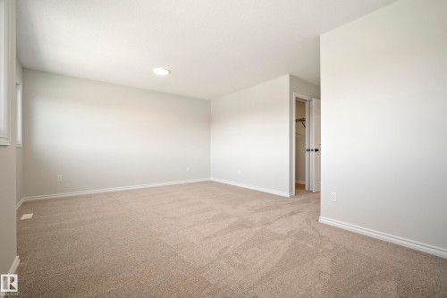 2411 206 Street Nw, Edmonton, AB 