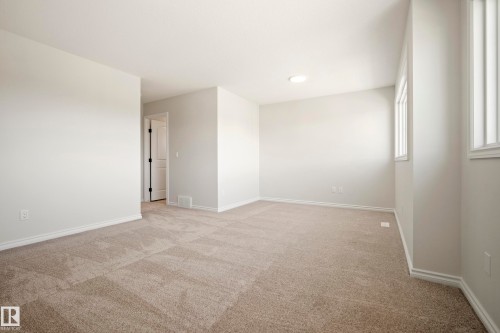 2411 206 Street Nw, Edmonton, AB 