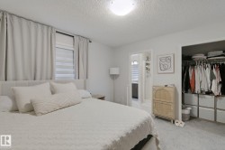 Recessed window with horizontal blinds - 