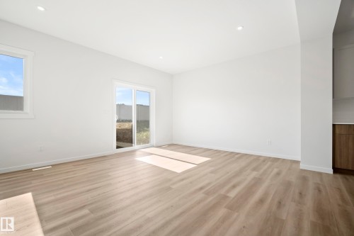 20739 24 Avenue Nw, Edmonton, AB 