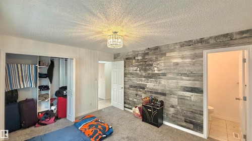 4928 31 Avenue Nw, Edmonton, AB 