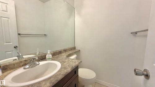 4928 31 Avenue Nw, Edmonton, AB 