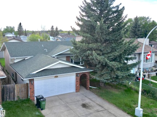 4928 31 Avenue Nw, Edmonton, AB 
