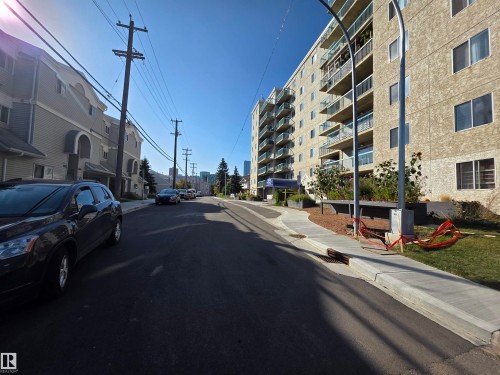Additional content - 9321 101A Avenue Nw, Edmonton, AB 