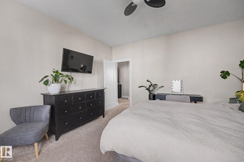 2004 South Creek Drive, Stony Plain, AB - Indoor Photo Showing Bedroom