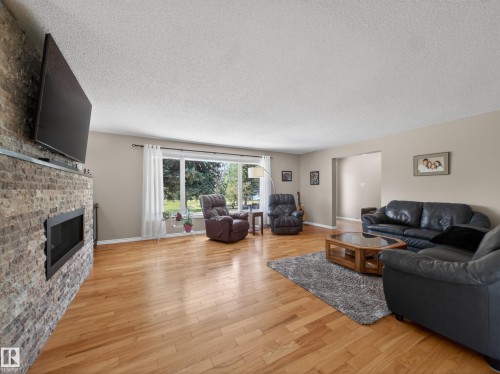 22048 Twp Road 522, Rural Strathcona County, AB 