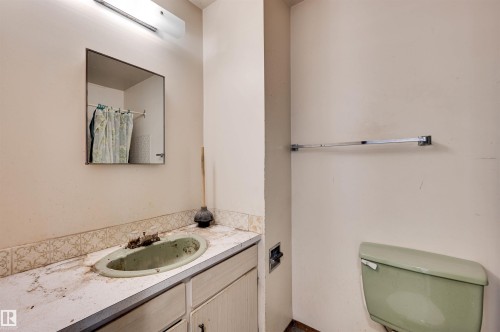 3813 134 Avenue Nw, Edmonton, AB 