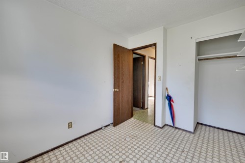 3813 134 Avenue Nw, Edmonton, AB 