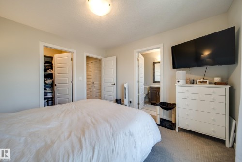 10328 83 Street Nw, Edmonton, AB 
