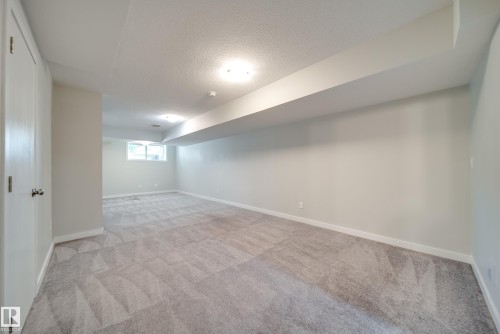10328 83 Street Nw, Edmonton, AB 