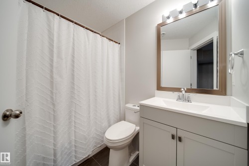 10328 83 Street Nw, Edmonton, AB 
