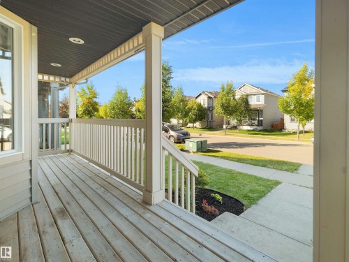 17715 6 Avenue Sw, Edmonton, AB 