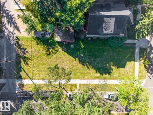 8925 100 Street Nw, Edmonton, AB 