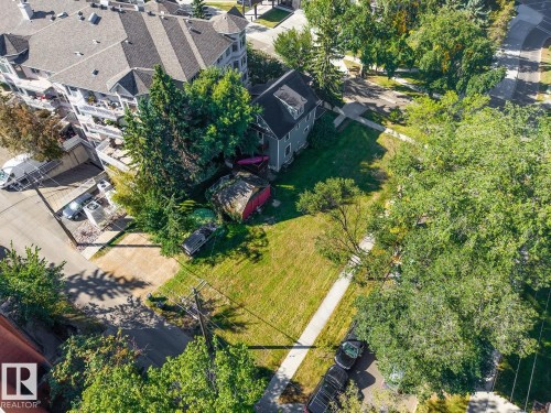 8925 100 Street Nw, Edmonton, AB 
